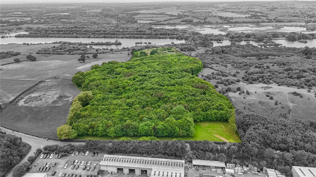 Property photo 3 of 4 Picture No. 04