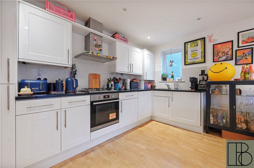 Property photo 2 of 9 Picture No. 06