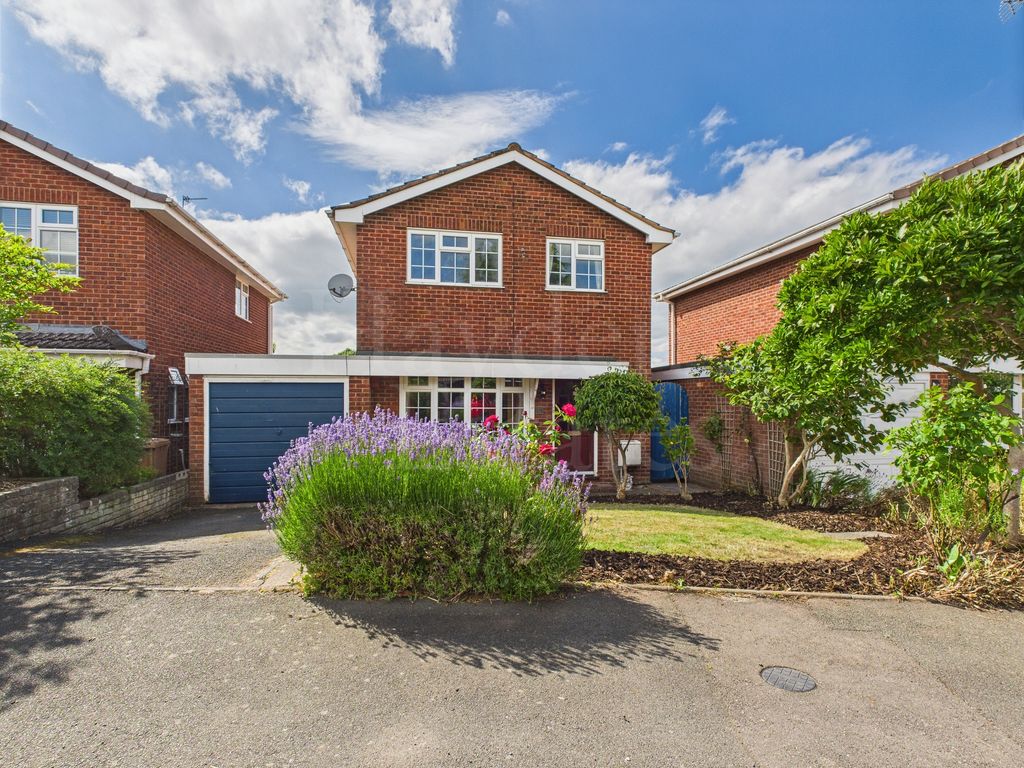 Property photo 1 of 18