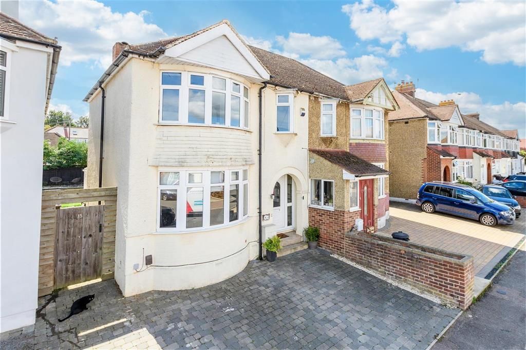 Property photo 1 of 9 External (Brochure)