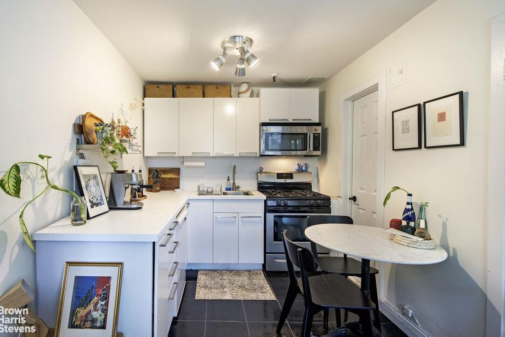 Property photo 3 of 8 <Alttext/>