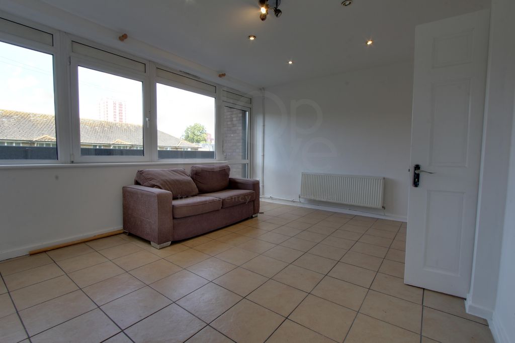 Property photo 1 of 10 Photo 1