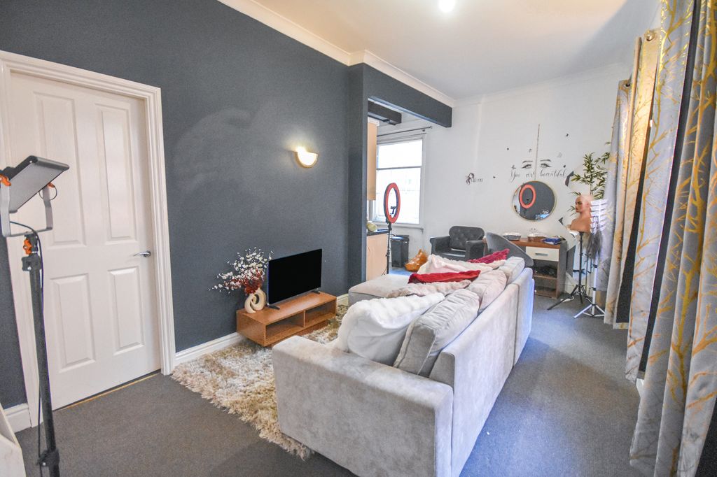 Property photo 3 of 11 Dsc_0236