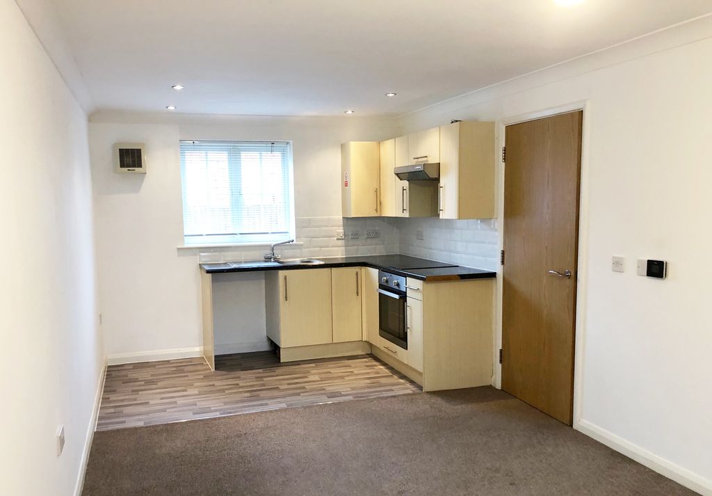 Property photo 3 of 9 Image