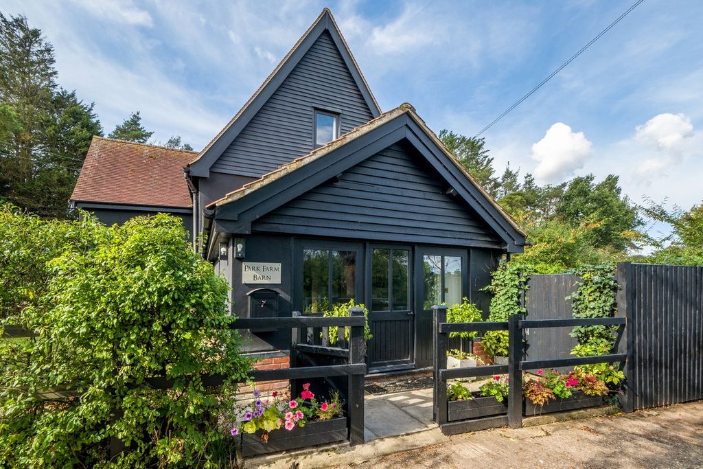 Property photo 2 of 41