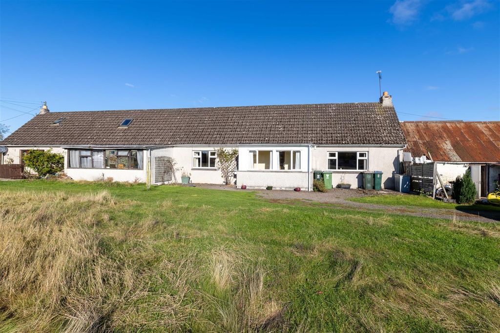 Property photo 1 of 18 9 Saucher Village Kinrossie-39.Jpg