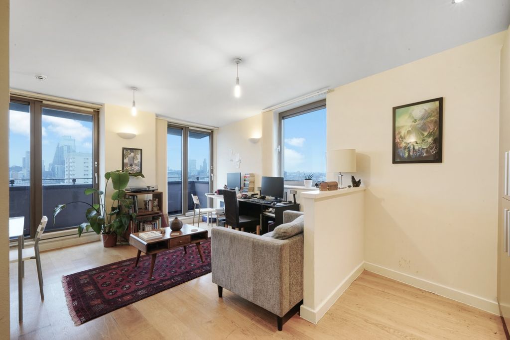 Property photo 3 of 16