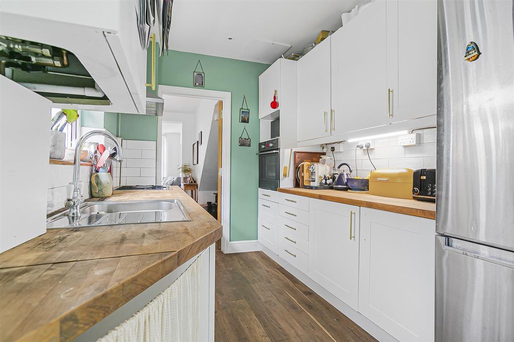 Property photo 3 of 43 3