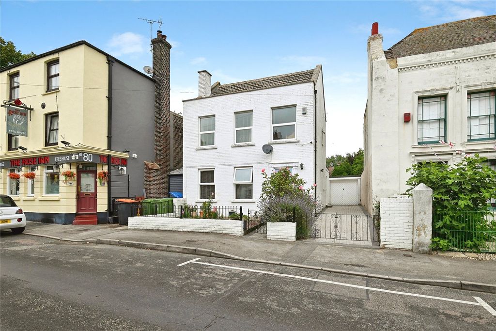Property photo 1 of 17 Picture No. 15