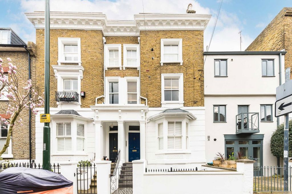 Property photo 1 of 6