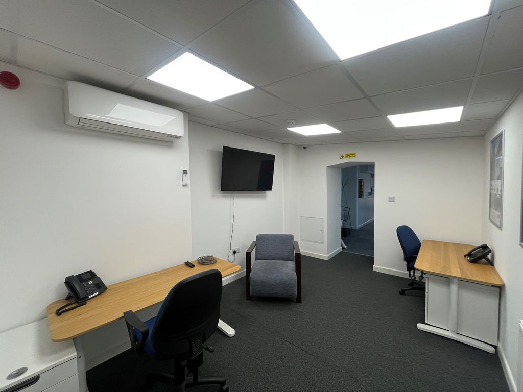 Property photo 3 of 9 First Floor Office