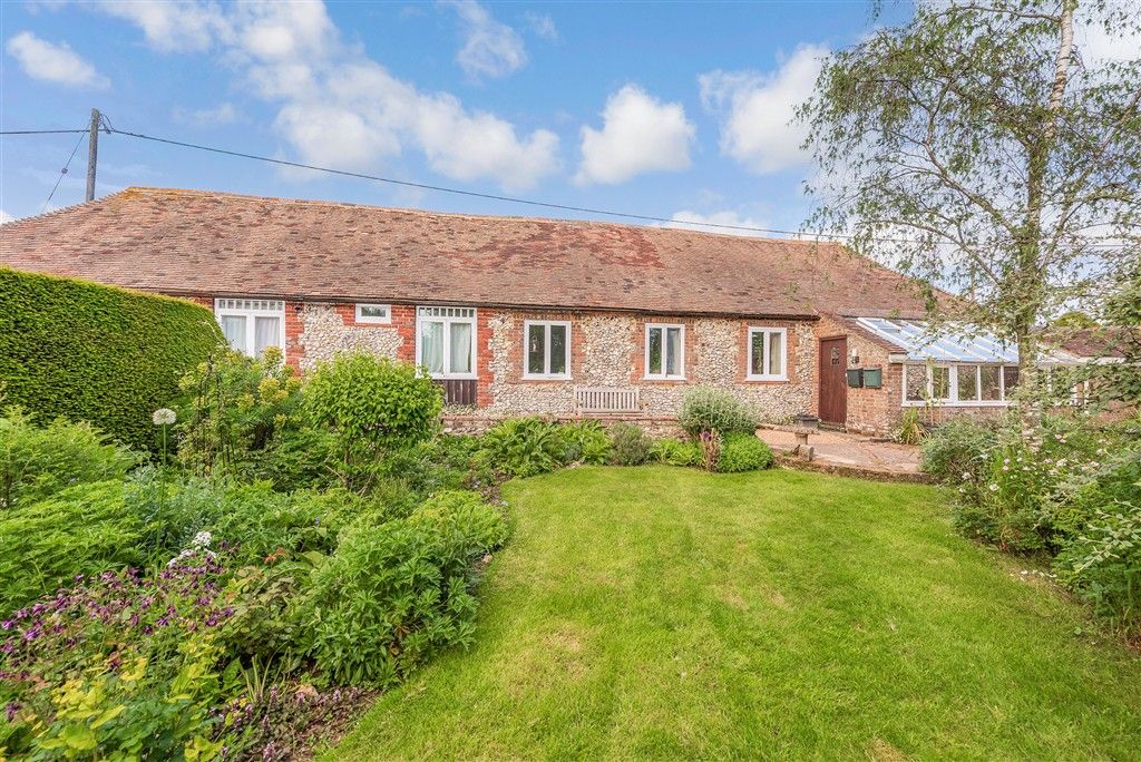 Property photo 3 of 20 Annexe Exterior
