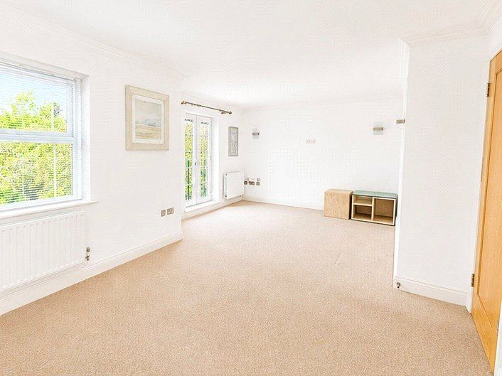 Property photo 3 of 16 Picture No. 27