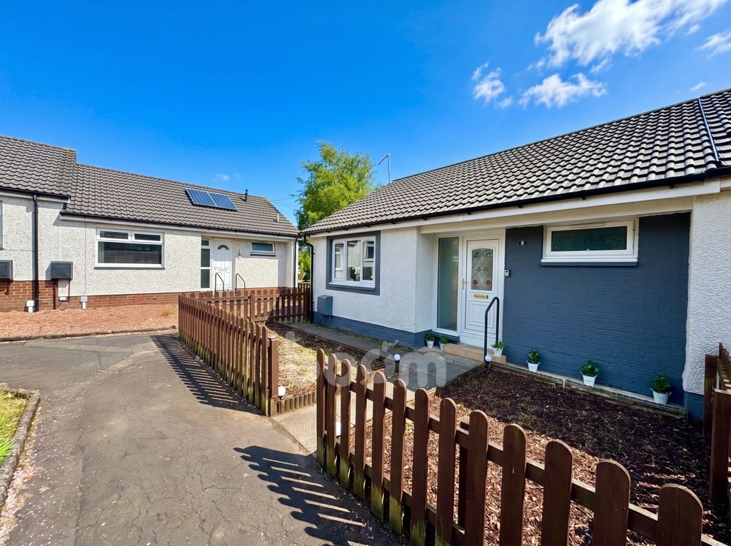 Property photo 3 of 15 Rowan Place, Beith External Pic