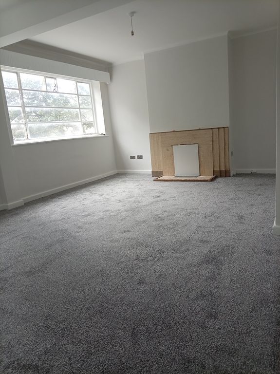 Property photo 2 of 12 Photo 1