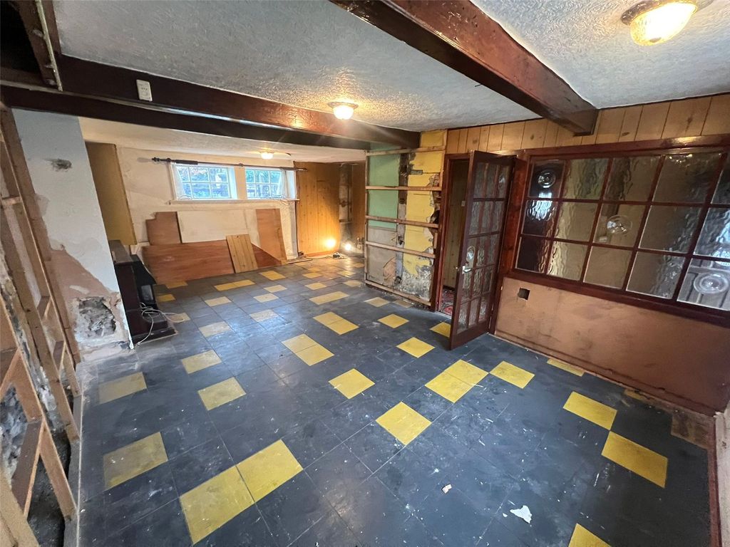 Property photo 3 of 18 Picture No. 06