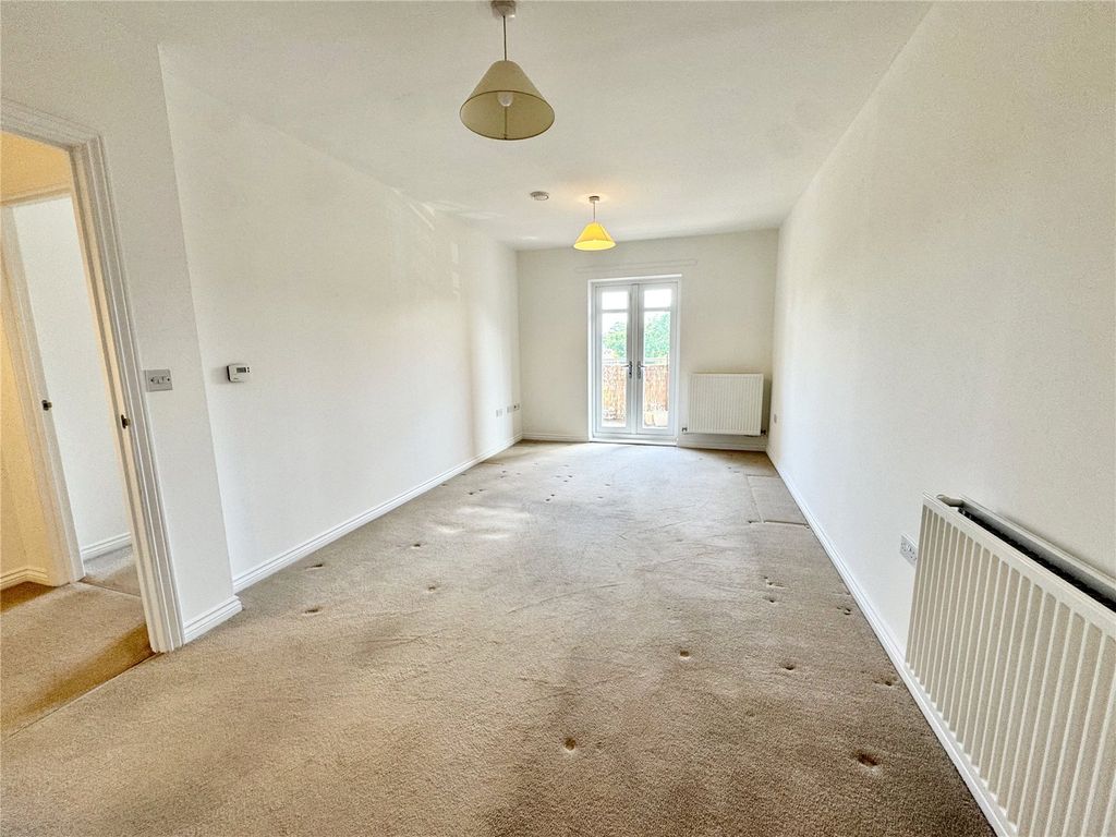Property photo 2 of 11 Picture No. 01