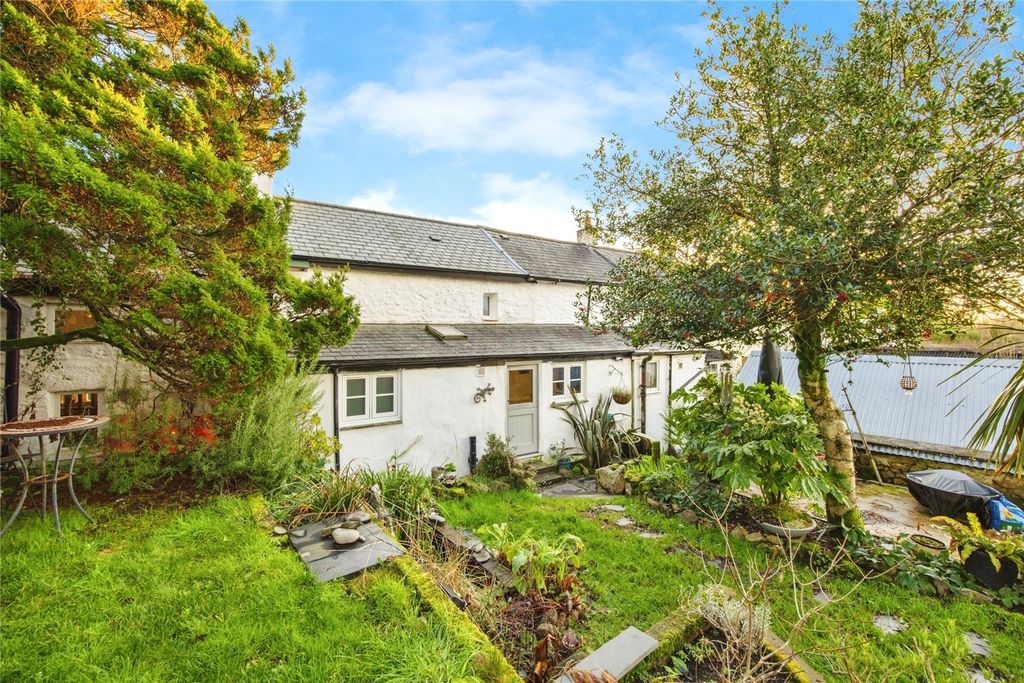 Property photo 1 of 18 Rear Garden