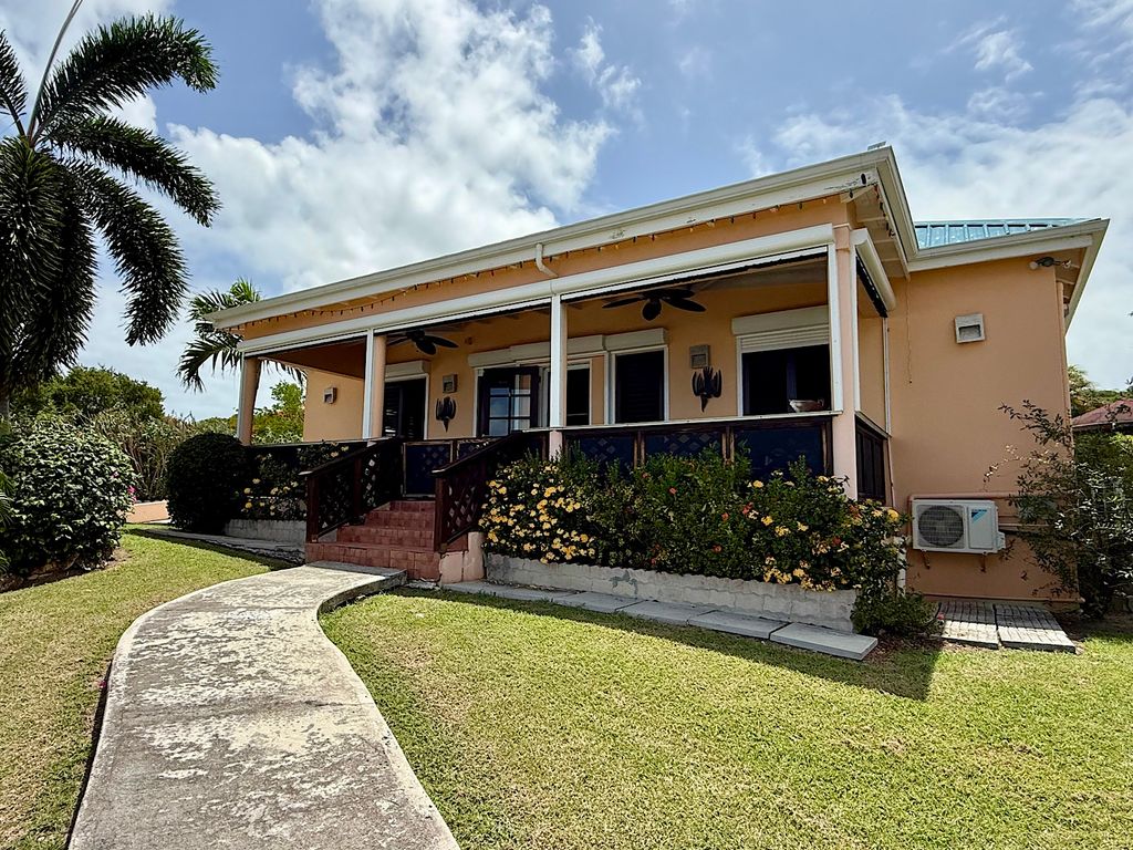 Property photo 2 of 24