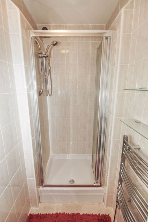 Additional image 13 of 6 bed detached house to rentOsborne Road, Winton BH9