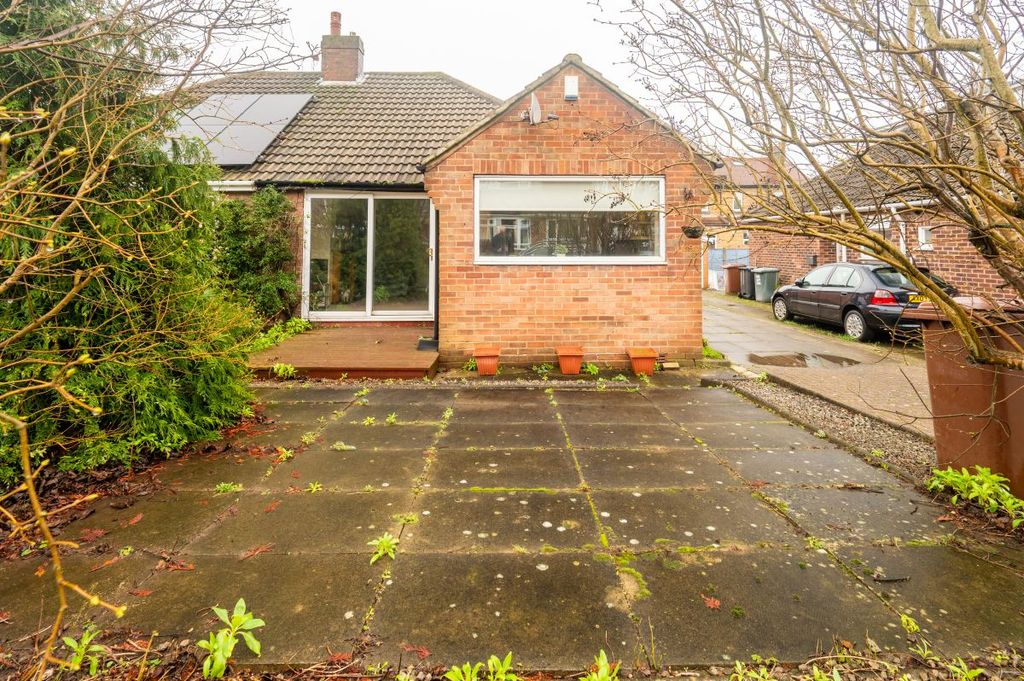 Property photo 1 of 20