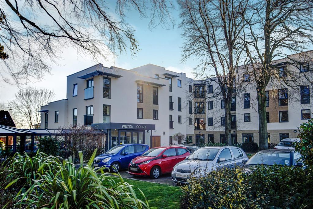 Property photo 1 of 14 Wilton Court.Jpg