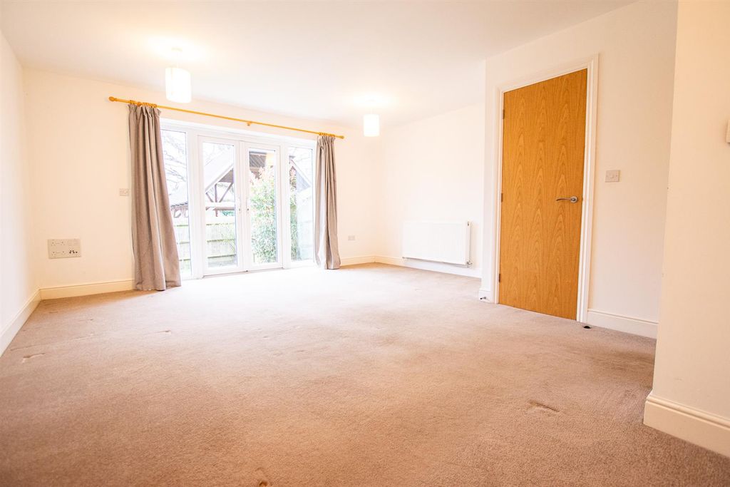 Property photo 3 of 9 Dsc_0081-2.Jpg