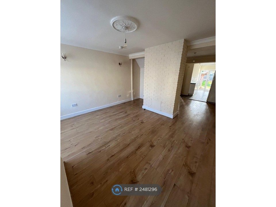 Property photo 2 of 8 Seating Room With Dining Area