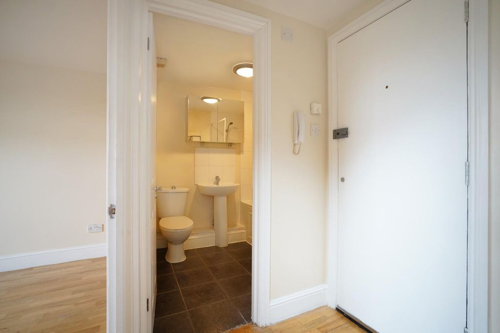 Property photo 3 of 10 4.Jpg