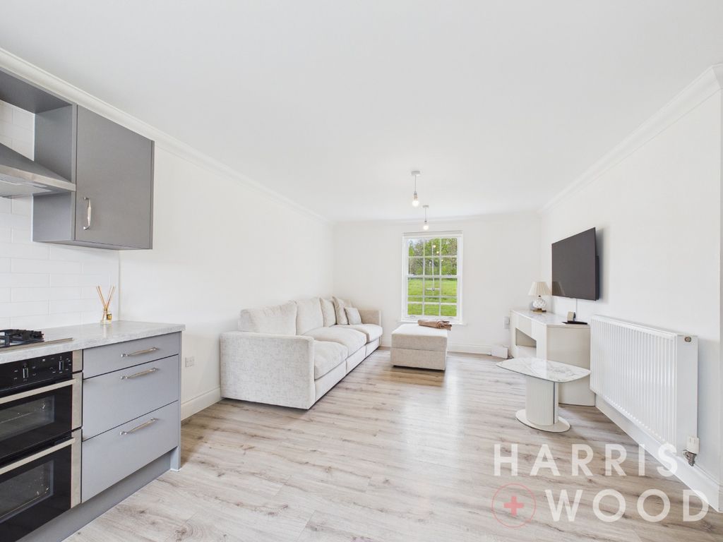 Property photo 3 of 19 5123956