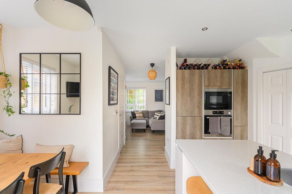 Property photo 3 of 38 6M1Dbr - Kitchen Diner F.Jpg