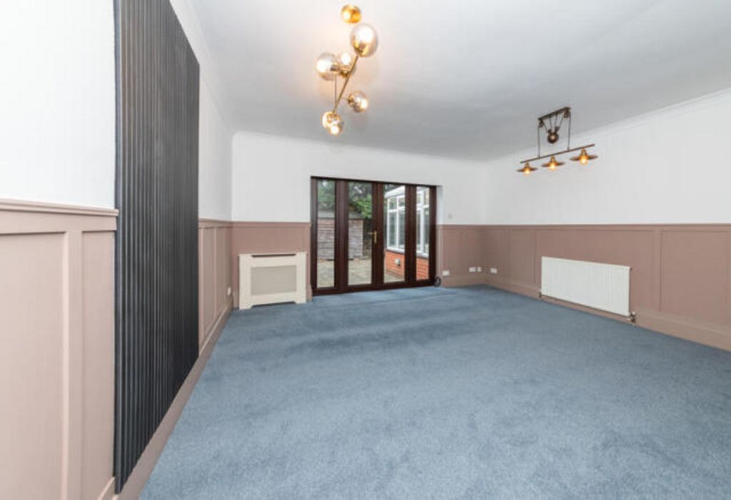 Property photo 3 of 23