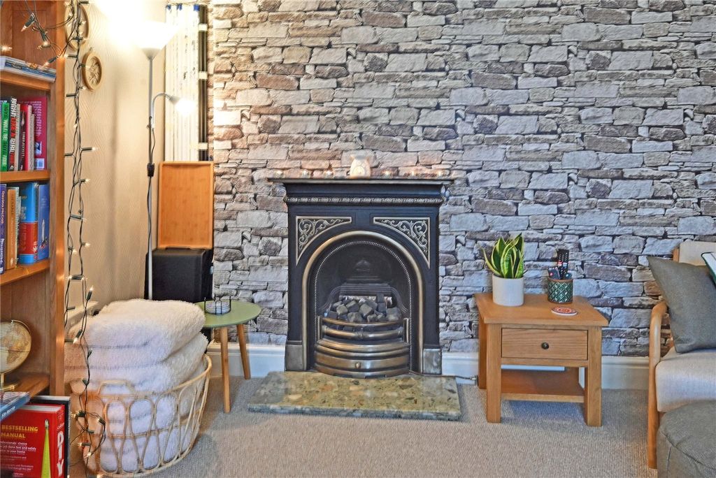 Property photo 3 of 12 Feature Fireplace