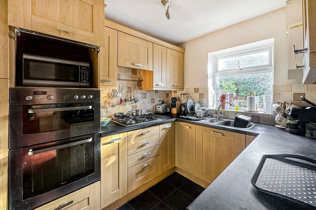 Property photo 2 of 15