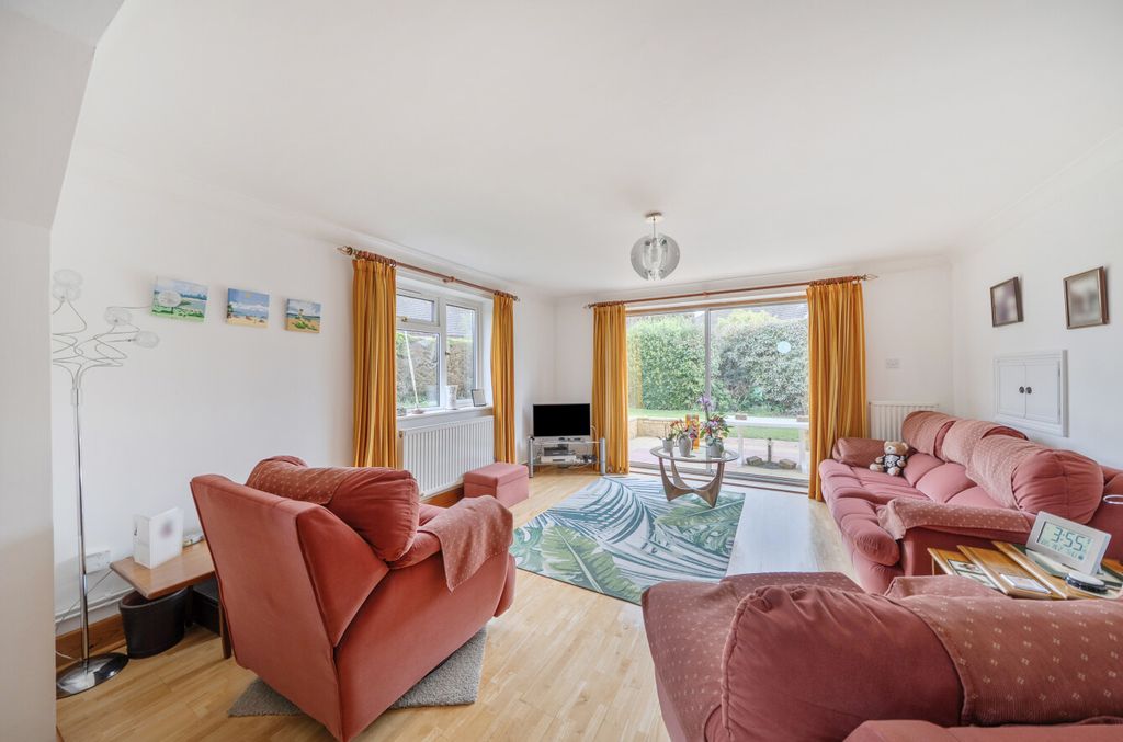 Property photo 2 of 14 1410698-18-69974F...