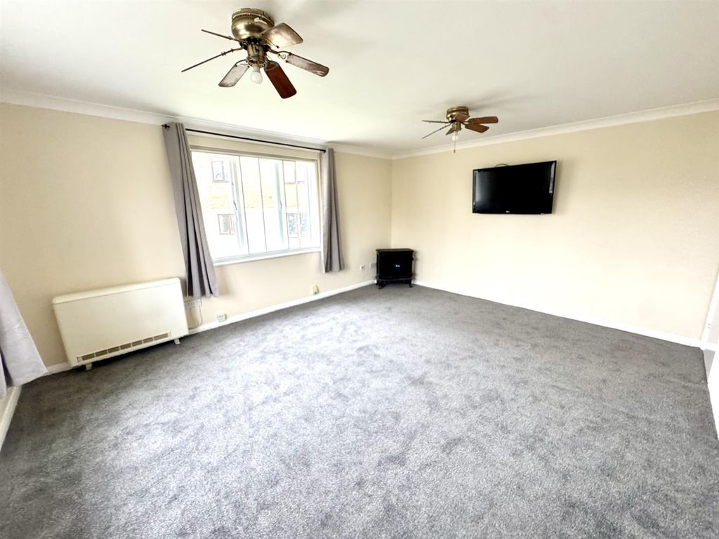 Property photo 3 of 7 Img_1407.Jpg