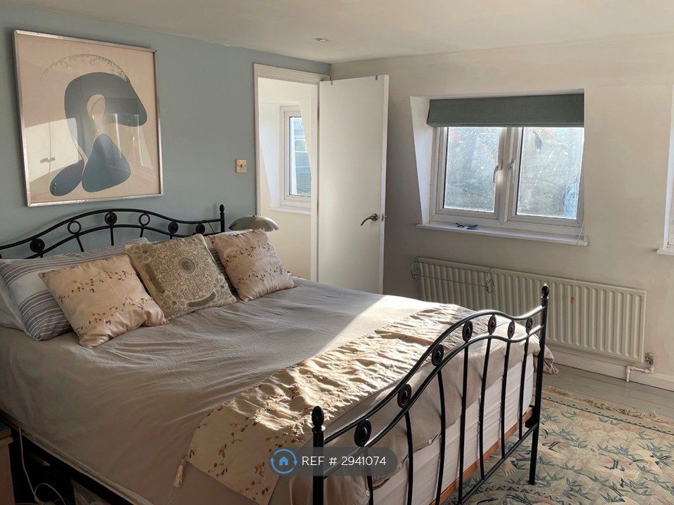 Property photo 2 of 8 Master Bedroom With Ensuite