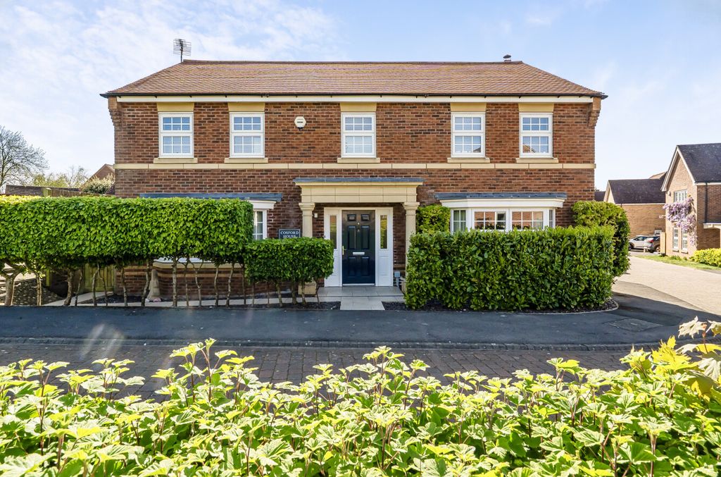 Property photo 1 of 20 1451260369F230d53ce56