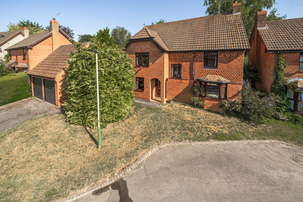 Property photo 1 of 19