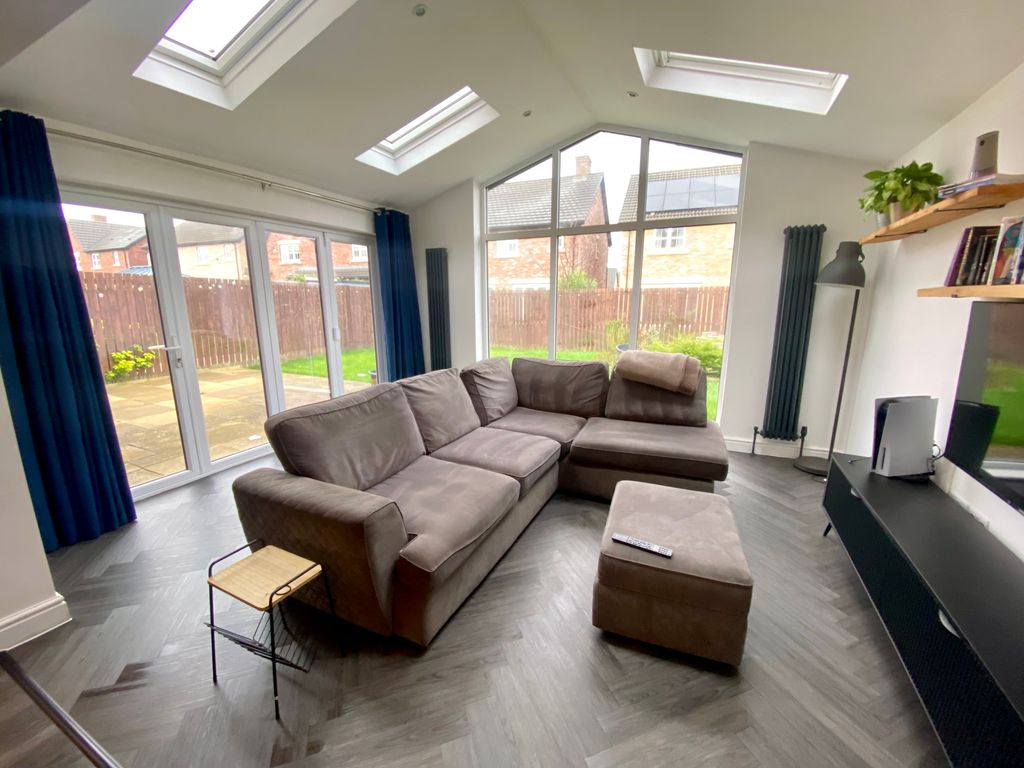 Property photo 2 of 18