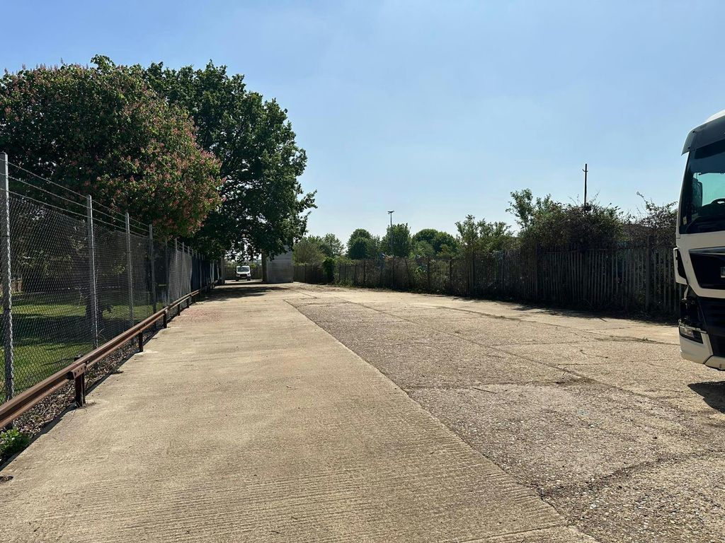 Property photo 2 of 2 Whatsapp Image 20250430 At 122721_A173Afcb.Jpg