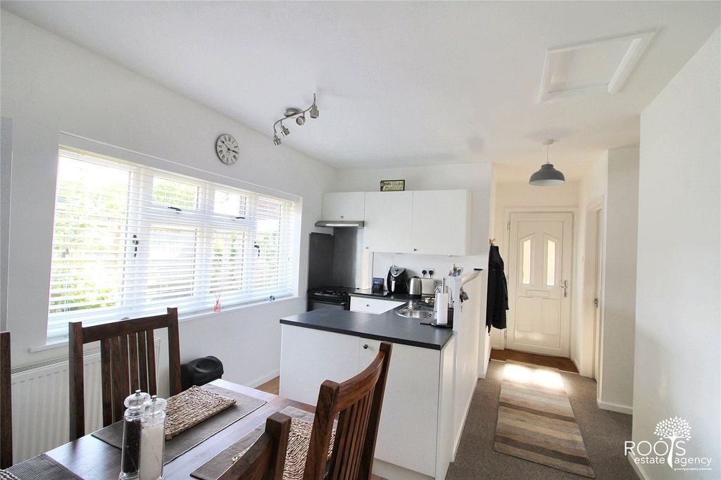 Property photo 2 of 10 Picture No. 03