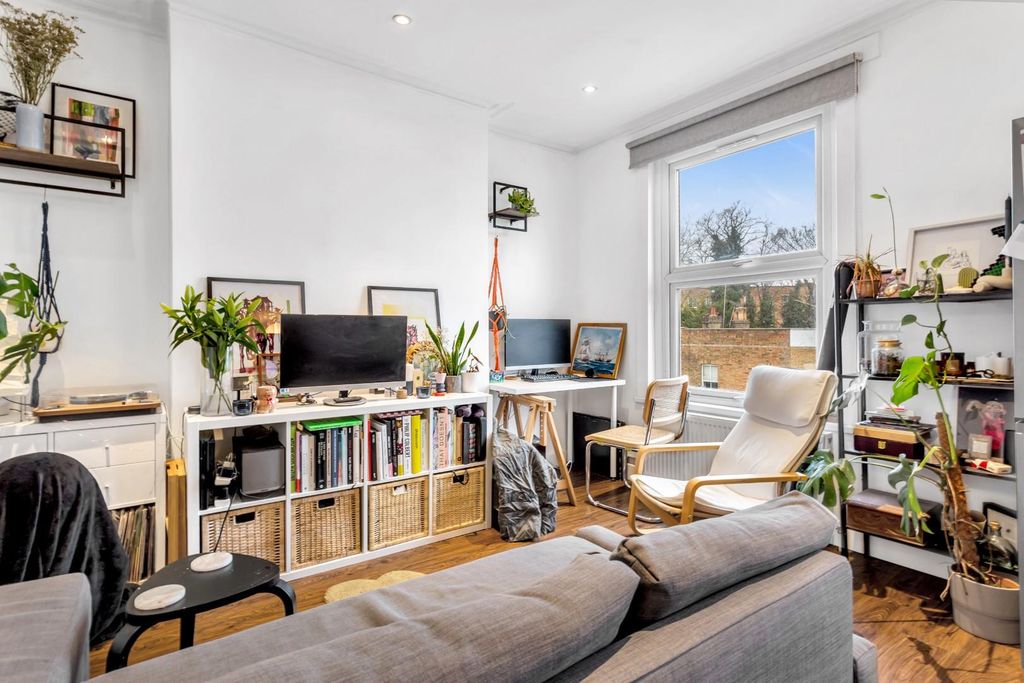 Property photo 2 of 14 Reception