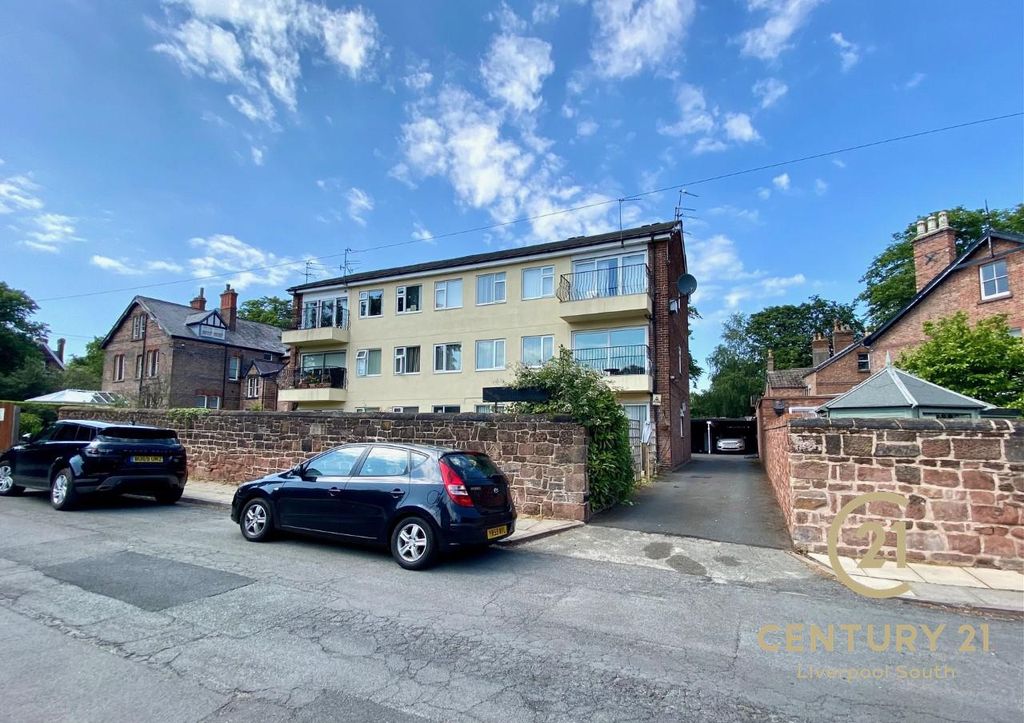 Property photo 1 of 21