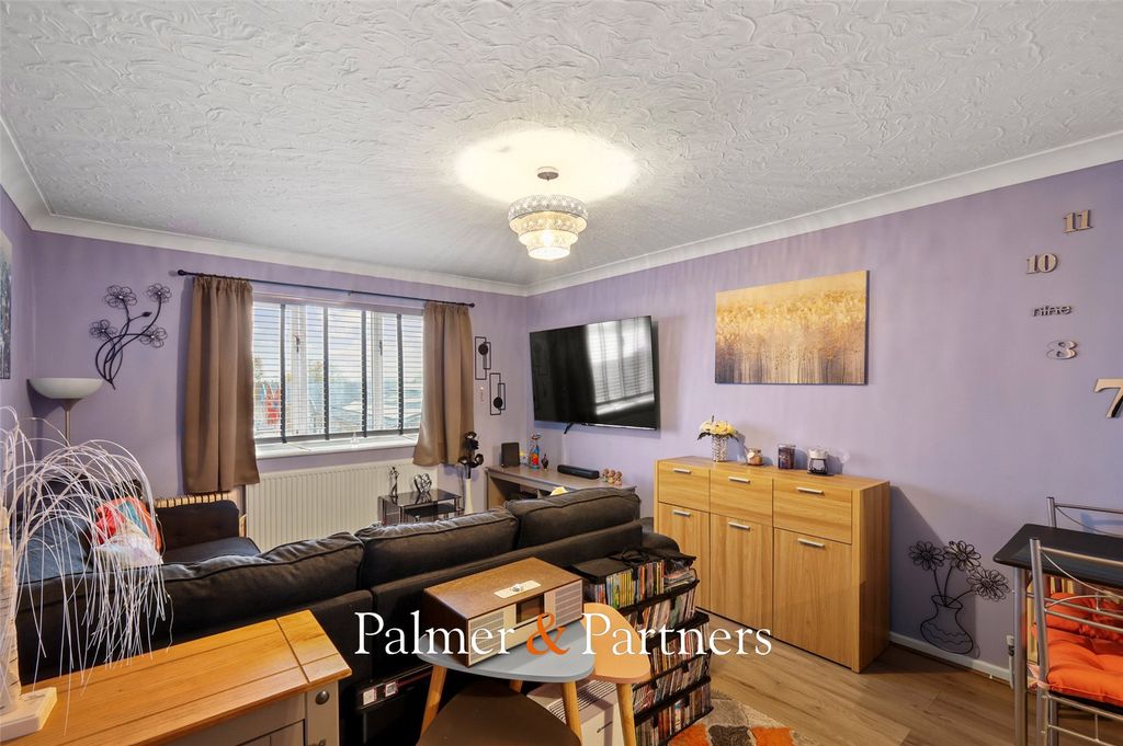 Property photo 2 of 11 Picture No. 03