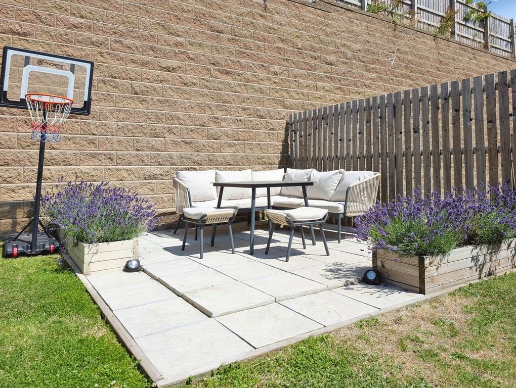 Property photo 2 of 17 Photo 8