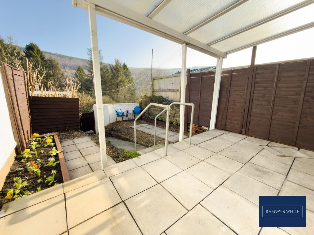 Property photo 2 of 11 Photo 2