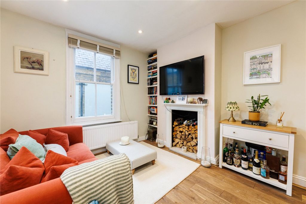 Property photo 1 of 8 Picture No. 06