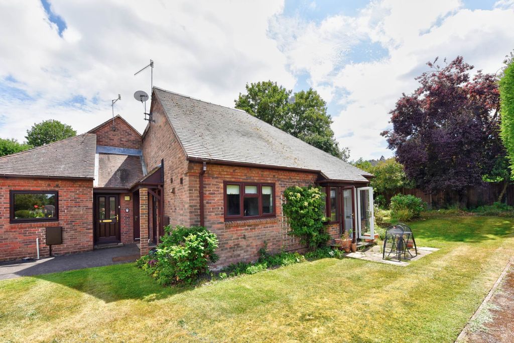 Property photo 1 of 11