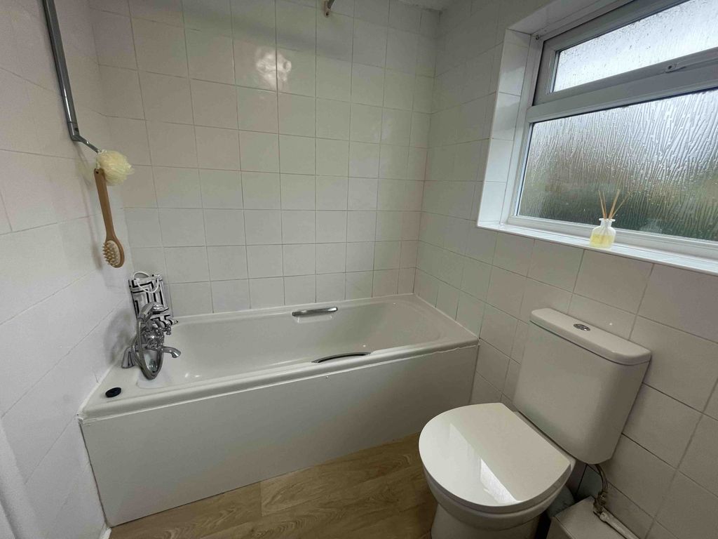 Property photo 2 of 12 Gallery